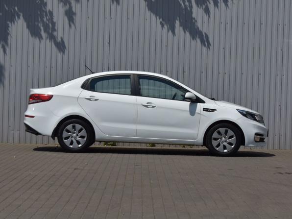 Kia Rio III Рестайлинг с пробегом 2016 года, цена 999 000 рублей, 167964 км, седан, Автокод Объявления