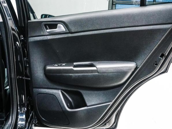 Kia Sportage IV Рестайлинг с пробегом 2020 года, цена 2 299 000 рублей, 92522 км, внедорожник, Автокод Объявления