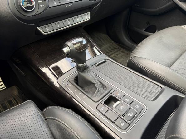 Kia Sorento III Prime с пробегом 2016 года, цена 2 625 000 рублей, 83707 км, внедорожник, Автокод Объявления