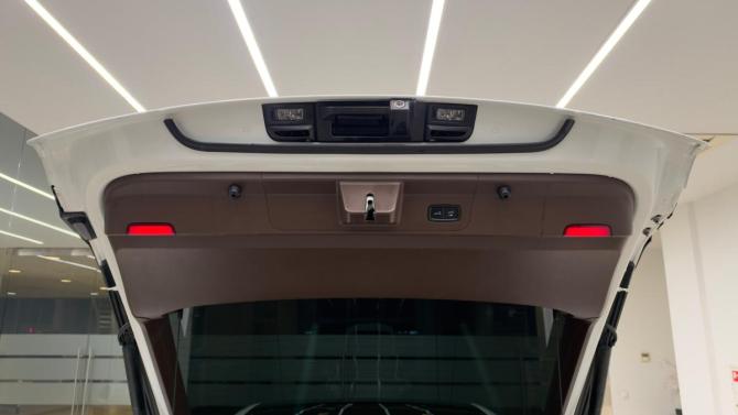 Porsche Panamera II с пробегом 2018 года, цена 6 950 000 рублей, 105700 км, лифтбек, Автокод Объявления