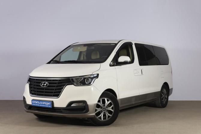 Hyundai H-1 II Рестайлинг 2 с пробегом 2021 года, цена 2 949 000 рублей, 198000 км, минивэн, Автокод Объявления