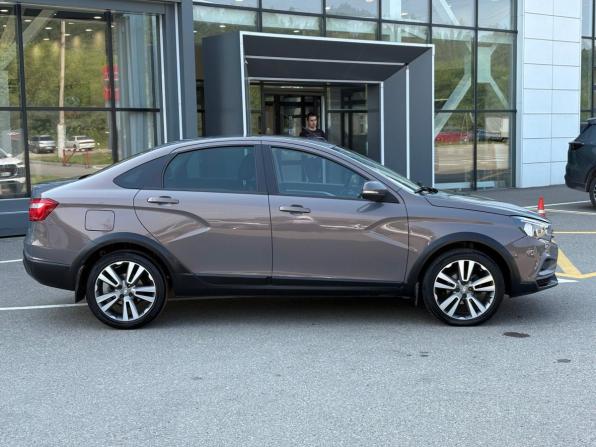 Lada (ВАЗ) Vesta I с пробегом 2018 года, цена 958 000 рублей, 90656 км, седан, Автокод Объявления
