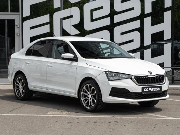 Skoda Rapid II с пробегом 2022 года, цена 1 440 000 рублей, 102000 км, лифтбек, Автокод Объявления