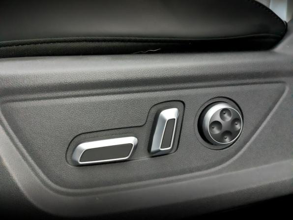 JETOUR DASHING I с пробегом 2023 года, цена 1 755 000 рублей, 69056 км, внедорожник, Автокод Объявления