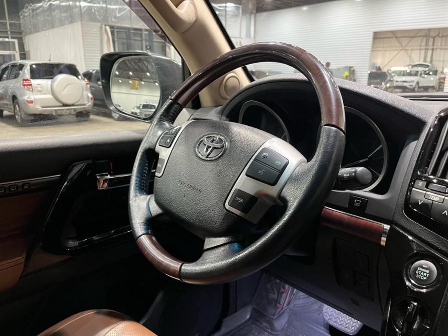 Toyota Land Cruiser 200 Series Рестайлинг 1 Пермь  - изображение 16