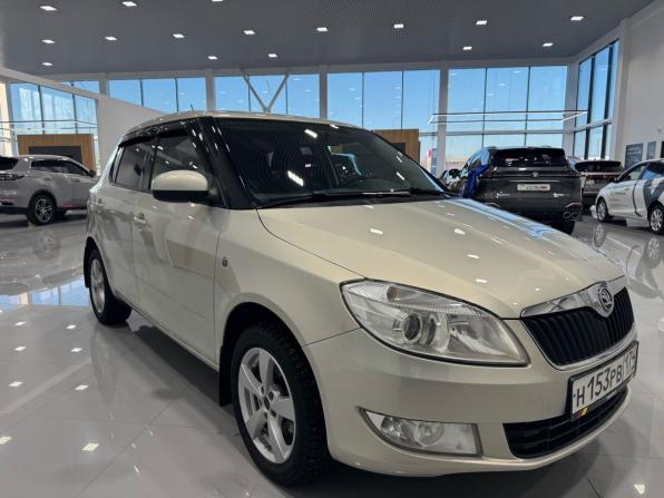Skoda Fabia II Рестайлинг с пробегом 2012 года, цена 565 000 рублей, 174600 км, хэтчбек, Автокод Объявления
