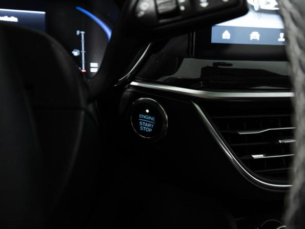 Ford Focus IV Рестайлинг (China Market) с пробегом 2021 года, цена 2 250 000 рублей, 48709 км, хэтчбек, Автокод Объявления
