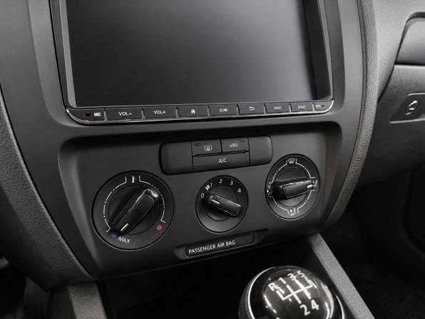 Volkswagen Jetta VI с пробегом 2013 года, цена 1 199 000 рублей, 156000 км, седан, Автокод Объявления