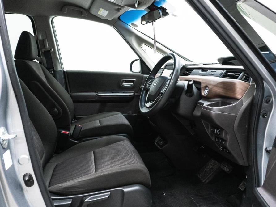 Honda Freed II Рестайлинг Красноярск  - изображение 18