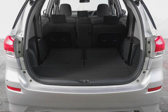 Toyota Wish II с пробегом 2009 года, цена 1 299 000 рублей, 115000 км, минивэн, Автокод Объявления