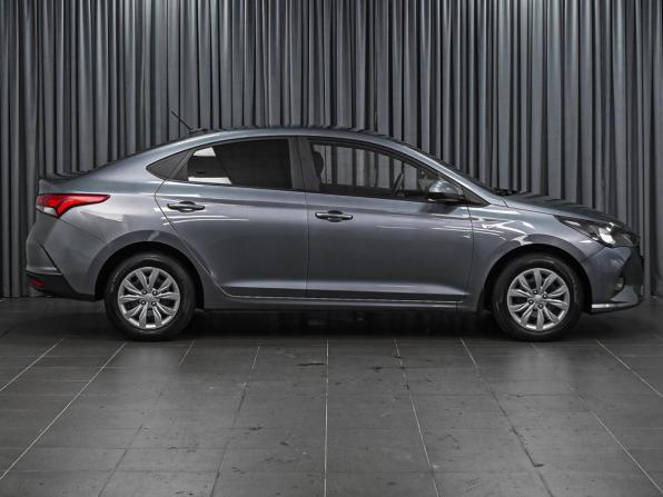Hyundai Solaris II Рестайлинг с пробегом 2020 года, цена 1 580 000 рублей, 86611 км, седан, Автокод Объявления