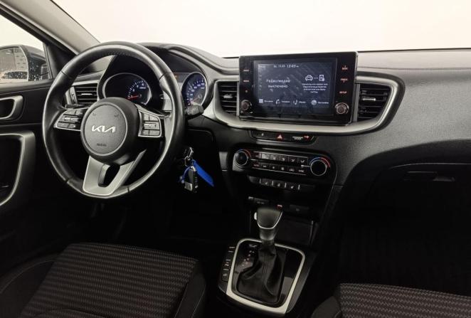 Kia Ceed III Рестайлинг с пробегом 2022 года, цена 2 150 000 рублей, 70128 км, универсал, Автокод Объявления