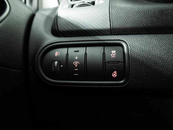 Kia Cerato III Рестайлинг (Classic) с пробегом 2019 года, цена 1 749 700 рублей, 101939 км, седан, Автокод Объявления