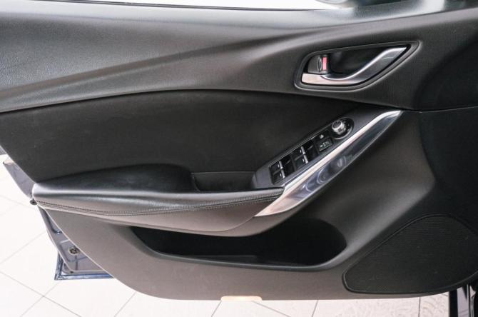Mazda 6 III (GJ) Рестайлинг с пробегом 2018 года, цена 1 989 000 рублей, 132000 км, седан, Автокод Объявления