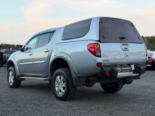 Mitsubishi L200 IV с пробегом 2011 года, цена 1 050 000 рублей, 315000 км, offers.body_type.unknown, Автокод Объявления