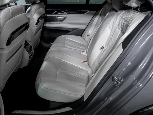 BMW 7 серии VI (G11/G12) Рестайлинг с пробегом 2021 года, цена 6 800 000 рублей, 73635 км, седан, Автокод Объявления