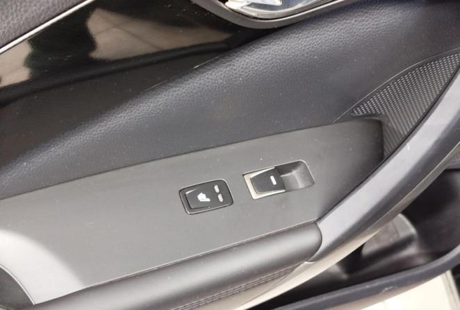 Hyundai Grandeur V с пробегом 2013 года, цена 1 450 000 рублей, 191133 км, седан, Автокод Объявления