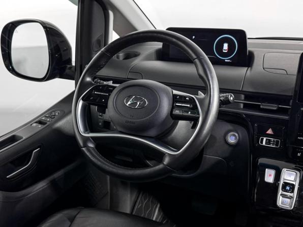 Hyundai Staria I с пробегом 2022 года, цена 4 590 000 рублей, 98000 км, минивэн, Автокод Объявления