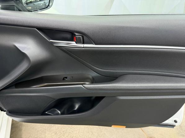 Toyota Camry VIII (XV70) Рестайлинг с пробегом 2021 года, цена 2 770 000 рублей, 200769 км, седан, Автокод Объявления