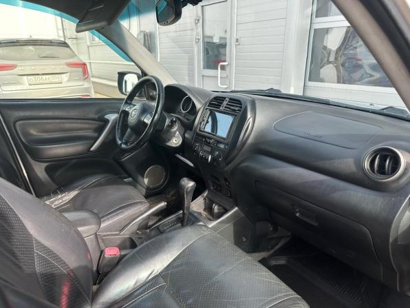 Toyota RAV4 II (XA20) Рестайлинг с пробегом 2004 года, цена 660 000 рублей, 242511 км, внедорожник, Автокод Объявления