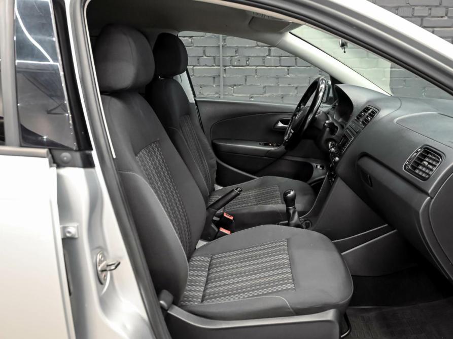 Volkswagen Polo V Рестайлинг Екатеринбург  - изображение 11