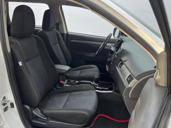 Mitsubishi Outlander III Рестайлинг 2 с пробегом 2018 года, цена 1 800 000 рублей, 168792 км, внедорожник, Автокод Объявления