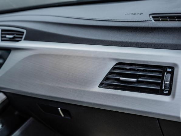Geely Atlas I с пробегом 2019 года, цена 1 599 000 рублей, 102206 км, внедорожник, Автокод Объявления