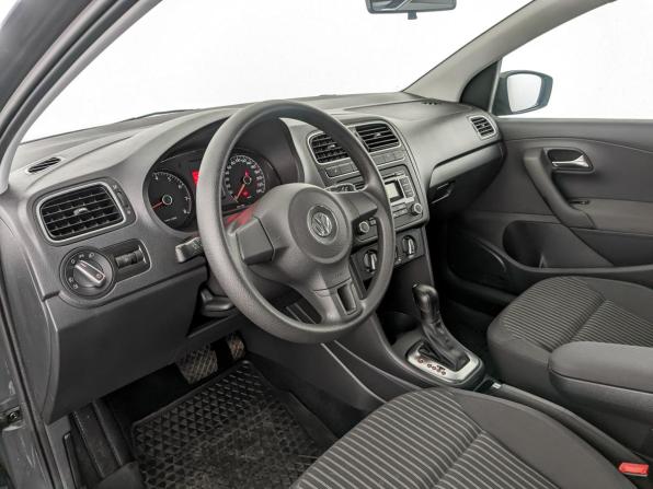 Volkswagen Polo V с пробегом 2012 года, цена 1 100 000 рублей, 39352 км, седан, Автокод Объявления