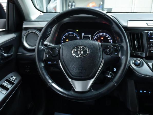 Toyota RAV4 IV (XA40) Рестайлинг с пробегом 2018 года, цена 2 592 300 рублей, 87344 км, внедорожник, Автокод Объявления