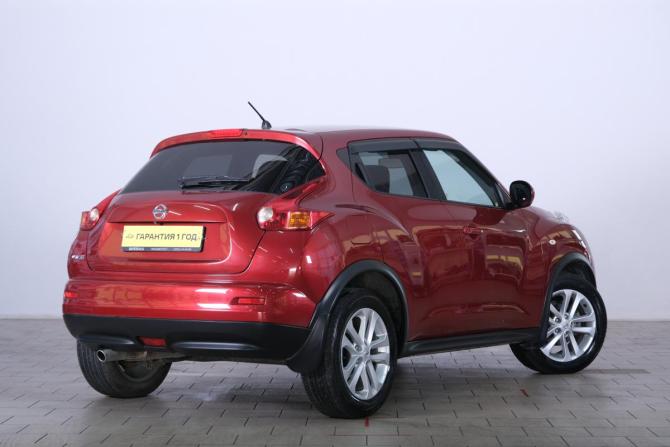Nissan Juke I с пробегом 2011 года, цена 1 299 000 рублей, 193300 км, внедорожник, Автокод Объявления