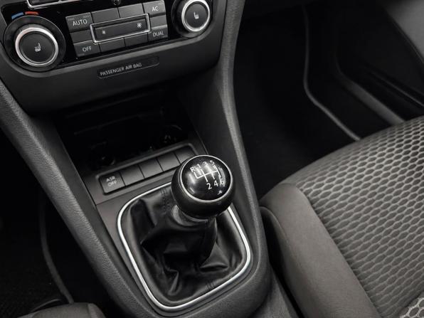 Volkswagen Golf VI с пробегом 2011 года, цена 1 029 000 рублей, 124000 км, хэтчбек, Автокод Объявления
