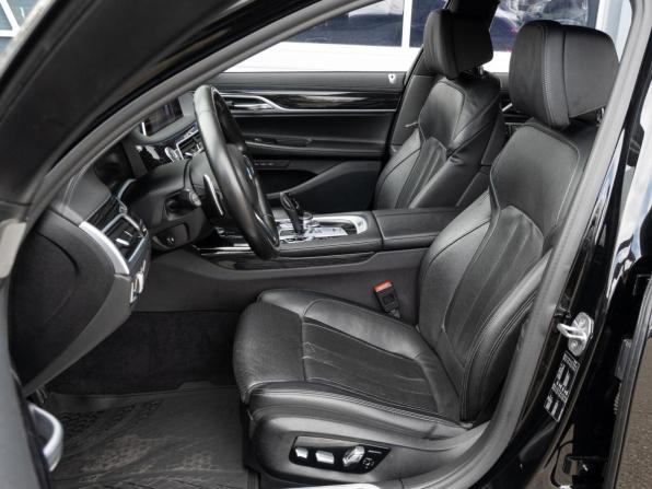 BMW 7 серии VI (G11/G12) Рестайлинг с пробегом 2019 года, цена 5 570 000 рублей, 65296 км, седан, Автокод Объявления
