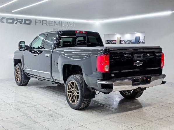 Chevrolet Silverado III (K2XX) Рестайлинг с пробегом 2016 года, цена 4 270 000 рублей, 235232 км, offers.body_type.unknown, Автокод Объявления