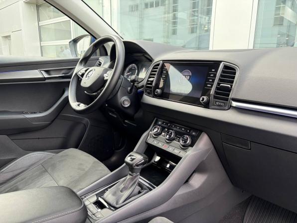 Skoda Karoq I с пробегом 2021 года, цена 2 595 000 рублей, 81000 км, внедорожник, Автокод Объявления