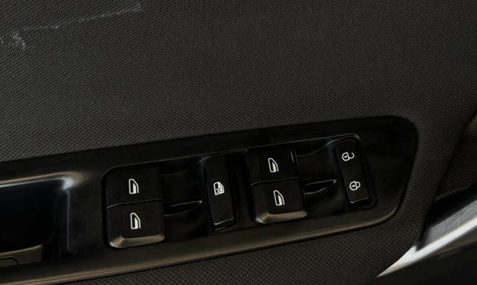 Geely Atlas I с пробегом 2019 года, цена 1 370 000 рублей, 115952 км, внедорожник, Автокод Объявления