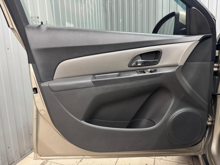 Chevrolet Cruze I Магнитогорск  - изображение 13