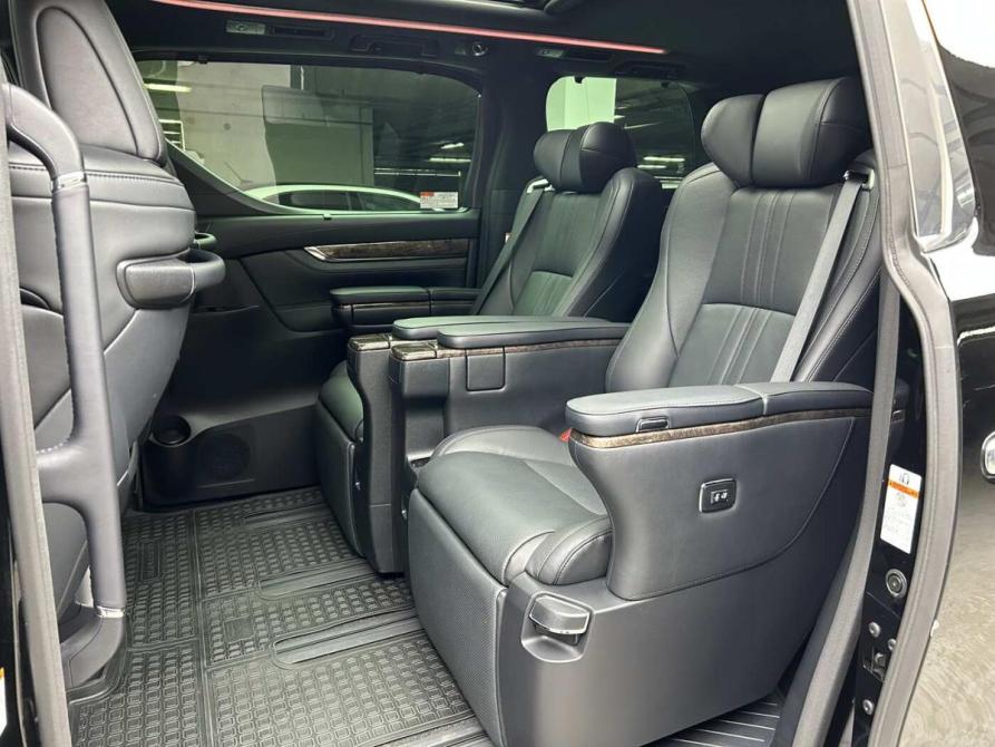 Toyota Alphard III Рестайлинг Москва  - изображение 8