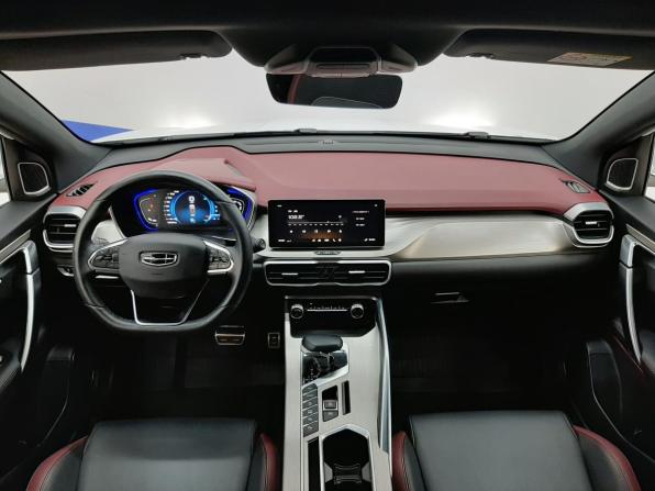 Geely Coolray I с пробегом 2023 года, цена 1 929 000 рублей, 29736 км, внедорожник, Автокод Объявления