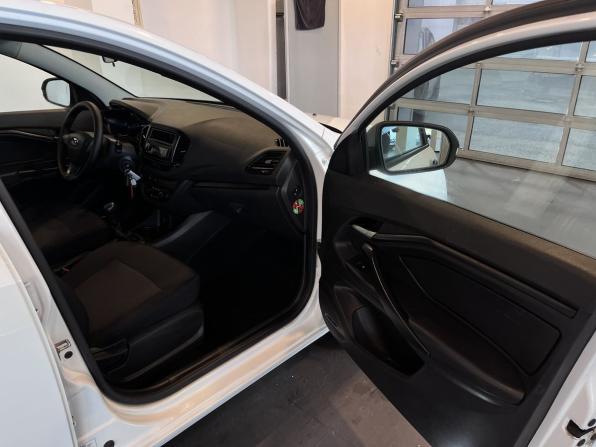 Lada (ВАЗ) Vesta I с пробегом 2021 года, цена 1 097 000 рублей, 90181 км, седан, Автокод Объявления