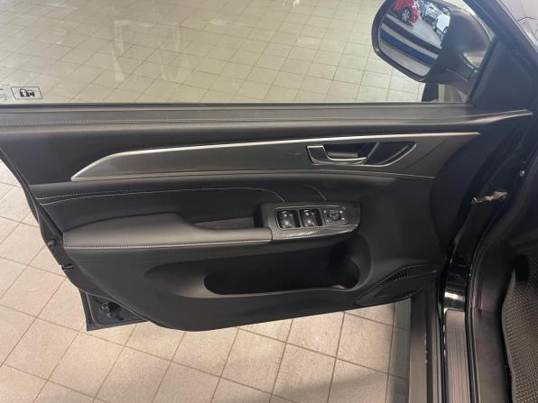 Haval M6 II с пробегом 2023 года, цена 1 699 000 рублей, 15000 км, внедорожник, Автокод Объявления