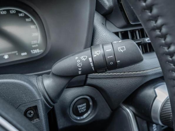Toyota RAV4 V (XA50) с пробегом 2024 года, цена 3 689 000 рублей, 1265 км, внедорожник, Автокод Объявления