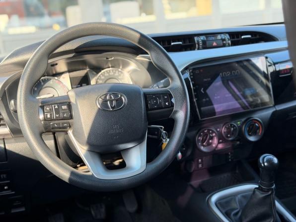 Toyota Hilux VIII Рестайлинг 2 с пробегом 2020 года, цена 3 995 000 рублей, 72000 км, offers.body_type.unknown, Автокод Объявления