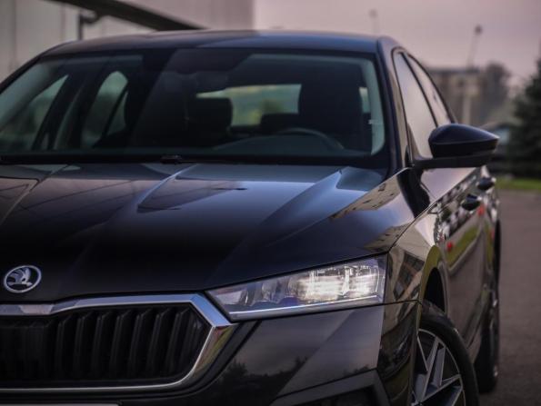 Skoda Octavia IV (A8) с пробегом 2021 года, цена 2 399 000 рублей, 122000 км, лифтбек, Автокод Объявления