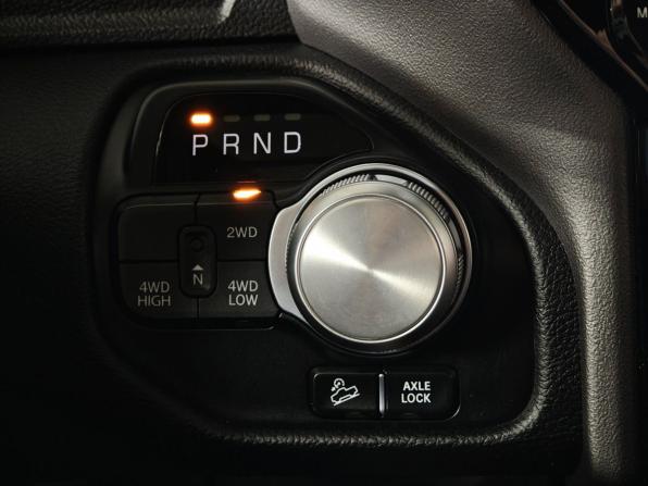 Ram 1500 V с пробегом 2022 года, цена 7 249 000 рублей, 22733 км, offers.body_type.unknown, Автокод Объявления
