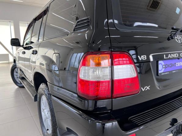 Toyota Land Cruiser 100 Series Рестайлинг 2 с пробегом 2006 года, цена 2 650 000 рублей, 300672 км, внедорожник, Автокод Объявления
