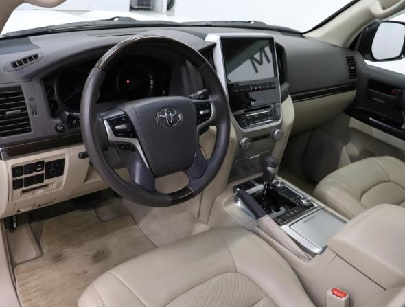 Toyota Land Cruiser 200 Series Рестайлинг 2 с пробегом 2021 года, цена 7 990 000 рублей, 49534 км, внедорожник, Автокод Объявления