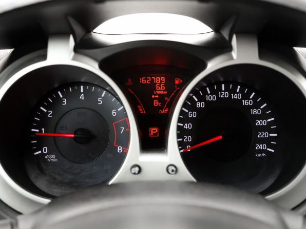Nissan Juke I с пробегом 2012 года, цена 879 000 рублей, 162788 км, внедорожник, Автокод Объявления
