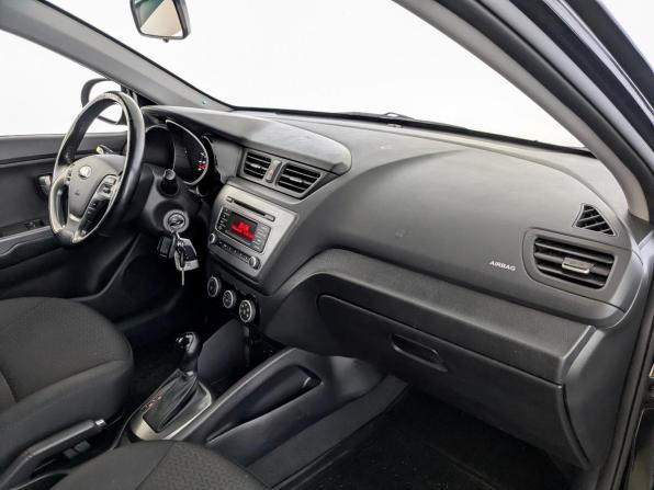 Kia Rio III Рестайлинг с пробегом 2017 года, цена 1 180 000 рублей, 151386 км, седан, Автокод Объявления