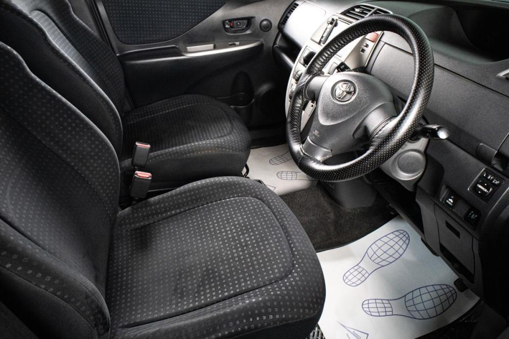 Toyota Ractis I Сургут  - изображение 9