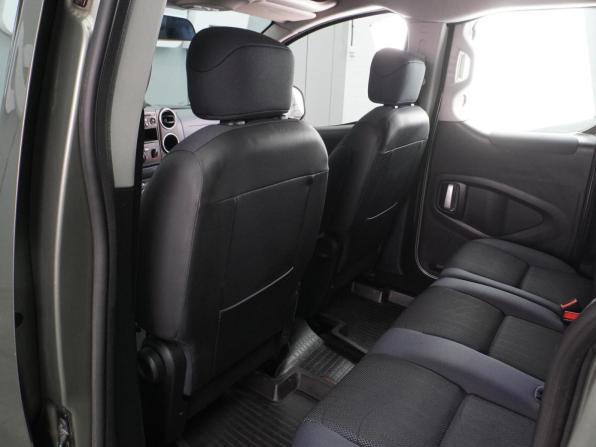 Peugeot Partner II с пробегом 2010 года, цена 849 000 рублей, 192289 км, компактвэн, Автокод Объявления